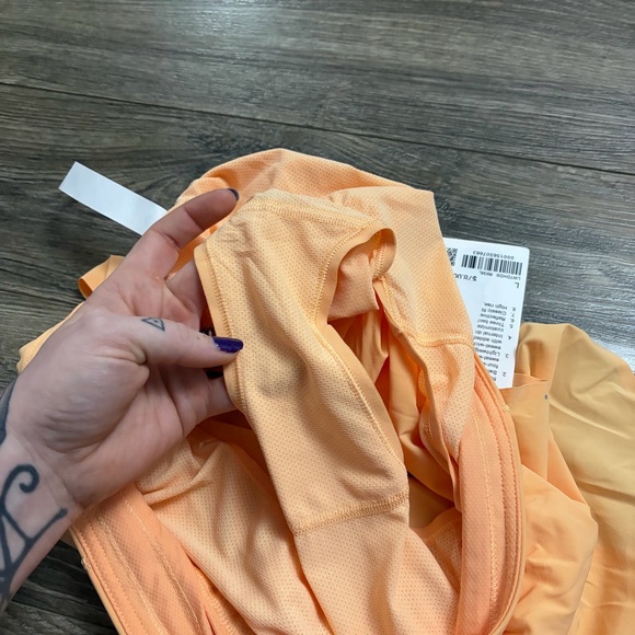 NWT Lululemon Fast and Free High-Rise Classic-Fit Split Short 3" (Rock Melon) L - Picture 4 of 8